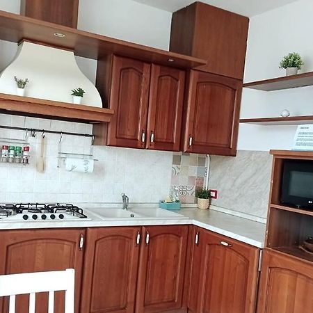 Hygge Holiday House Luino Bagian luar foto